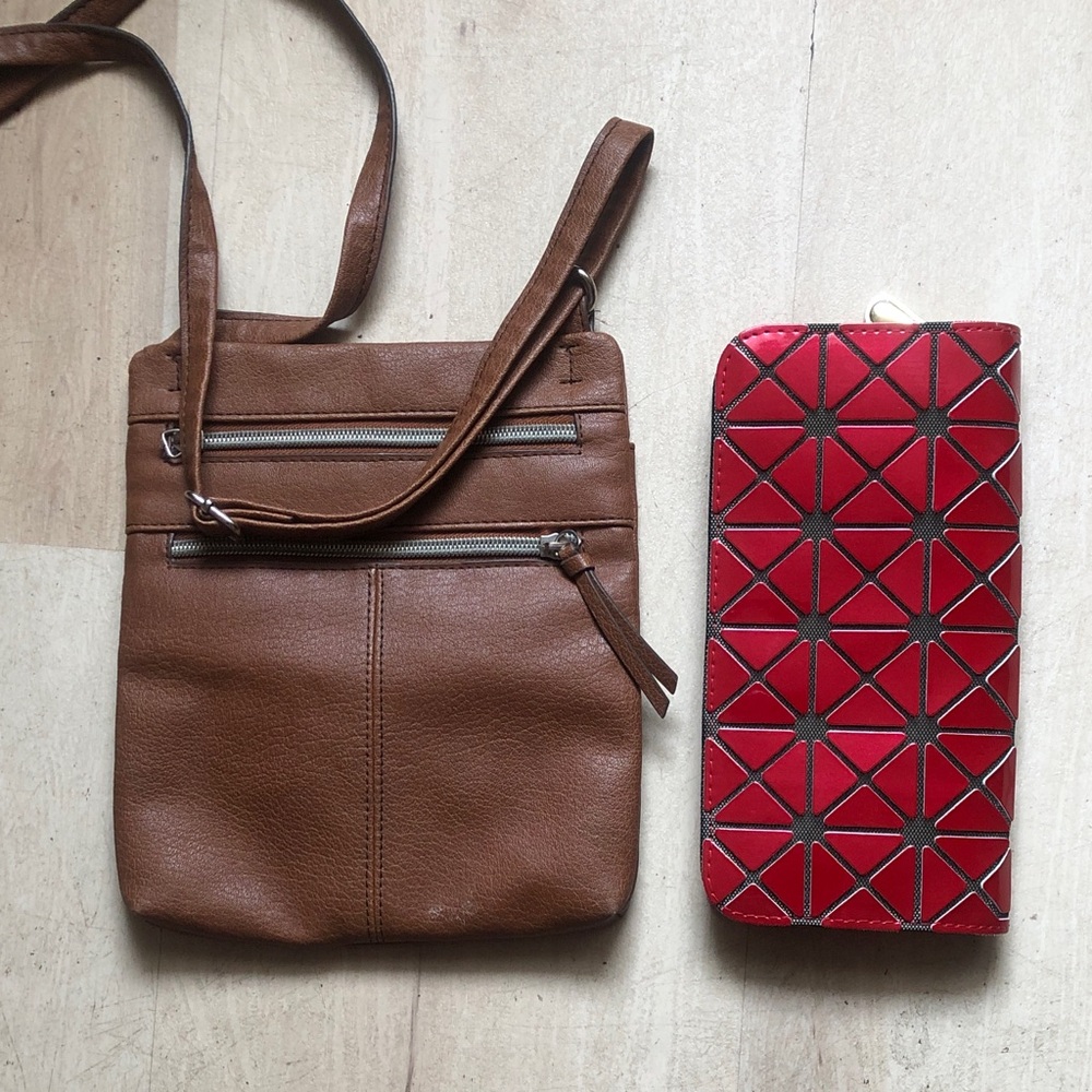 Relic Tan Crossbody Bag with Red Geometric Wallet